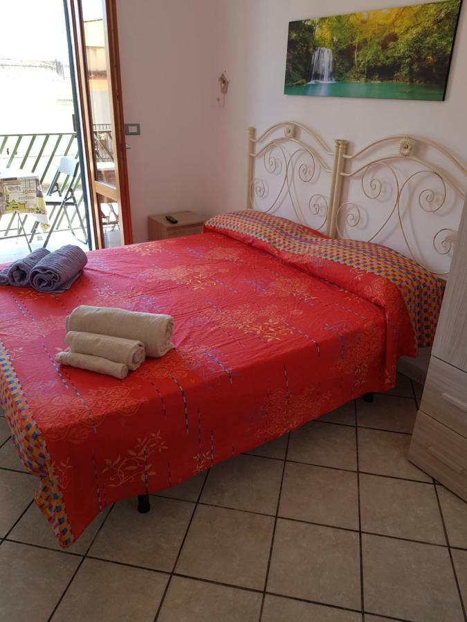 La Pietra Di Noto Hotel Luaran gambar